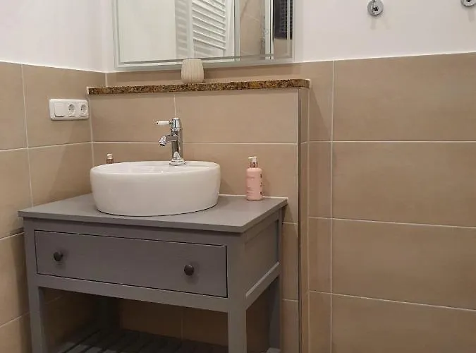 Unter Den Eichen * Stade